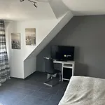 Schoener Wohnen In Apartment *