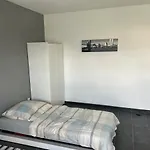 Schoener Wohnen In Apartment