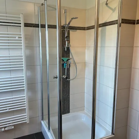 Schoener Wohnen In 아파트 *